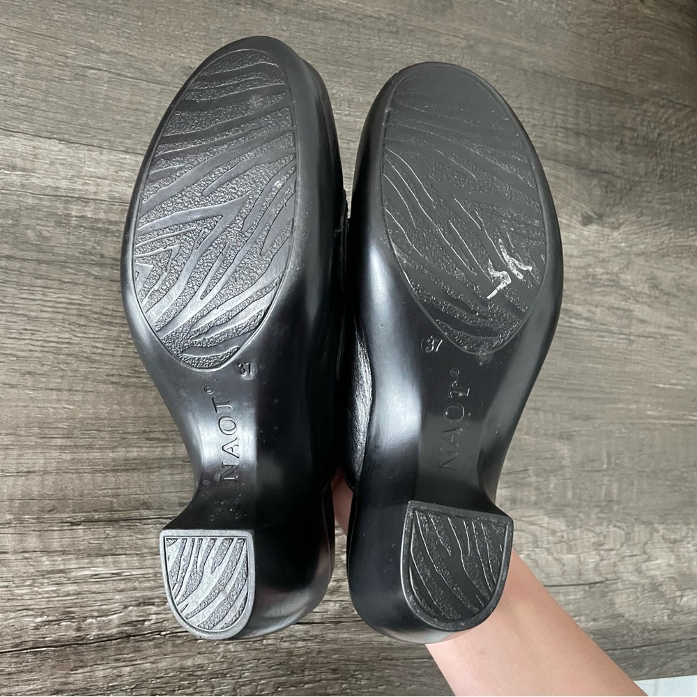 Naot Adore Ink Leather/Armor Genuine Leather Solid Black Slip On Clogs Mules - Picture 5 of 6